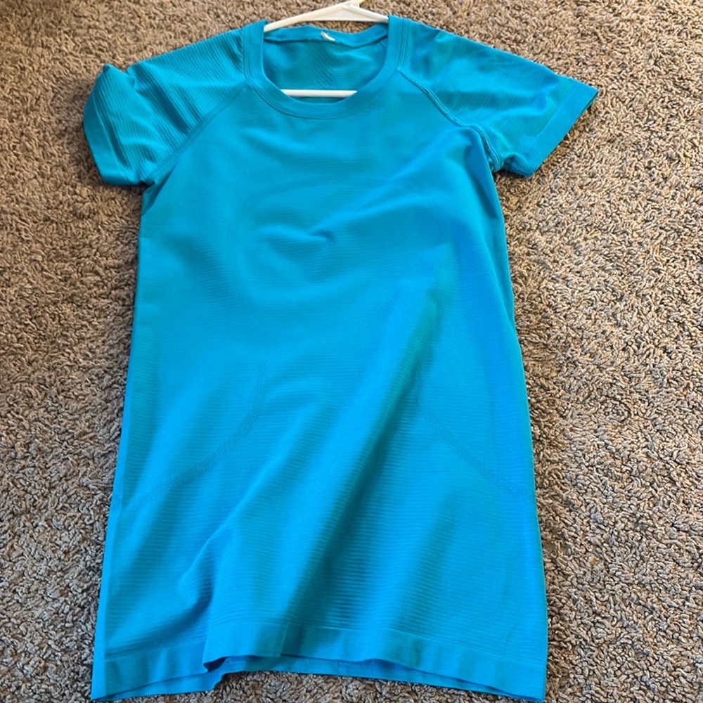 Lululemon swiftly tech